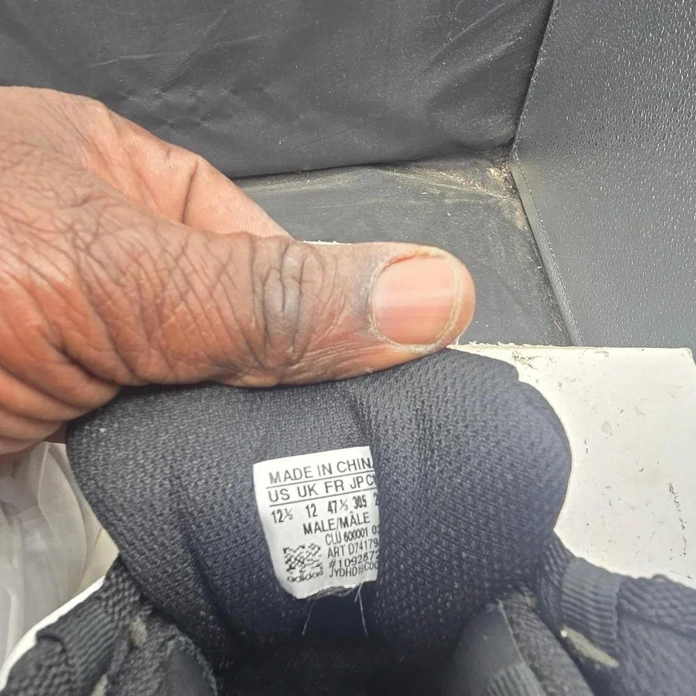 Adidas 11 Retro 